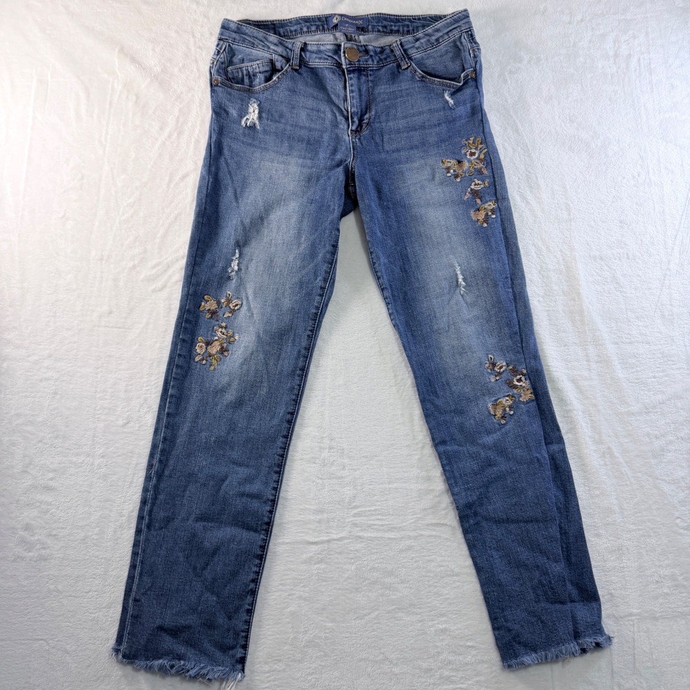 Democracy Womens Straight Leg Jeans with Embroidered Floral Accents - Blue
